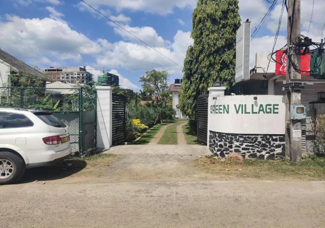 Guest house Green Village Negombo Sri Lanka