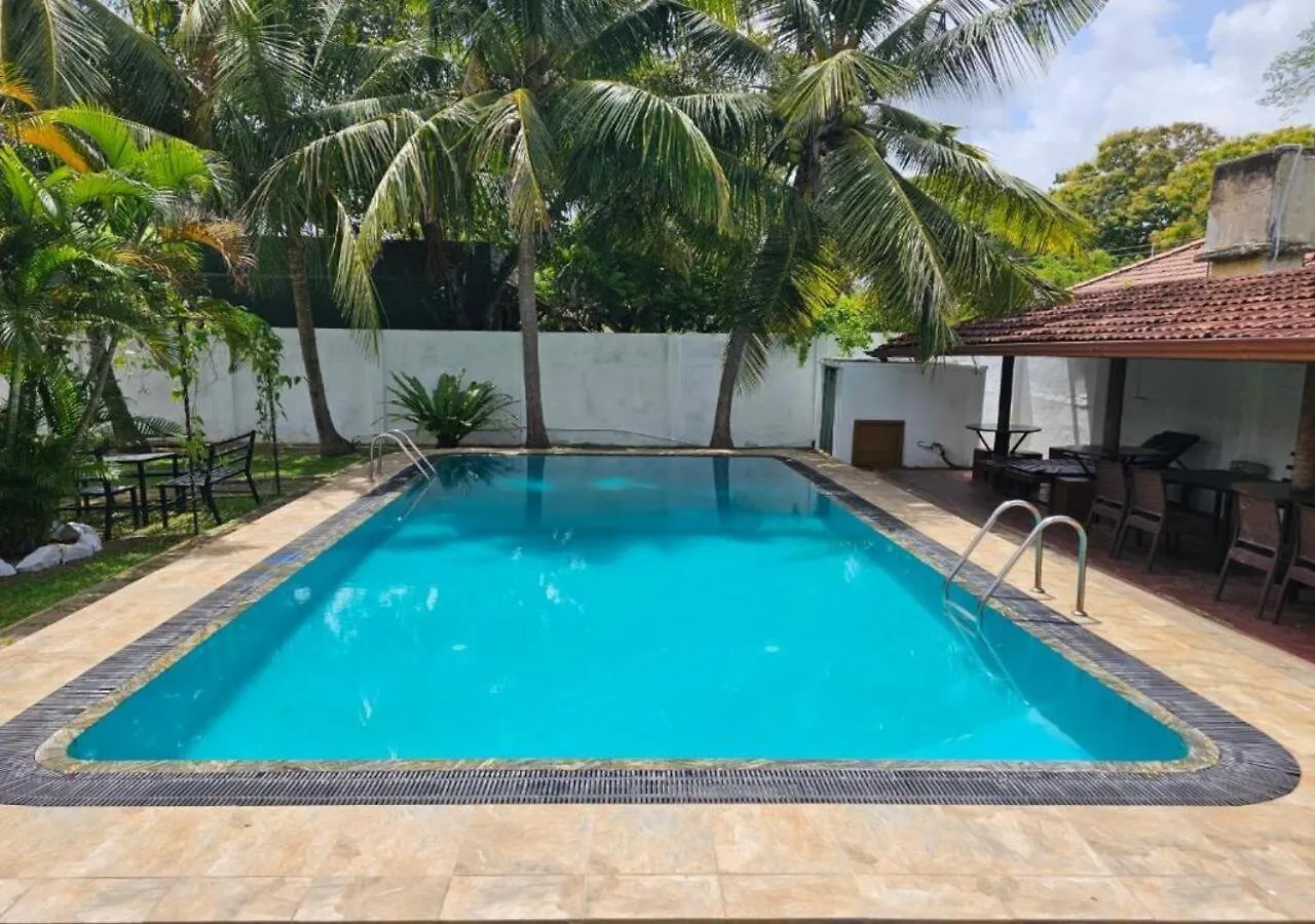 Guest house Green Village Negombo
