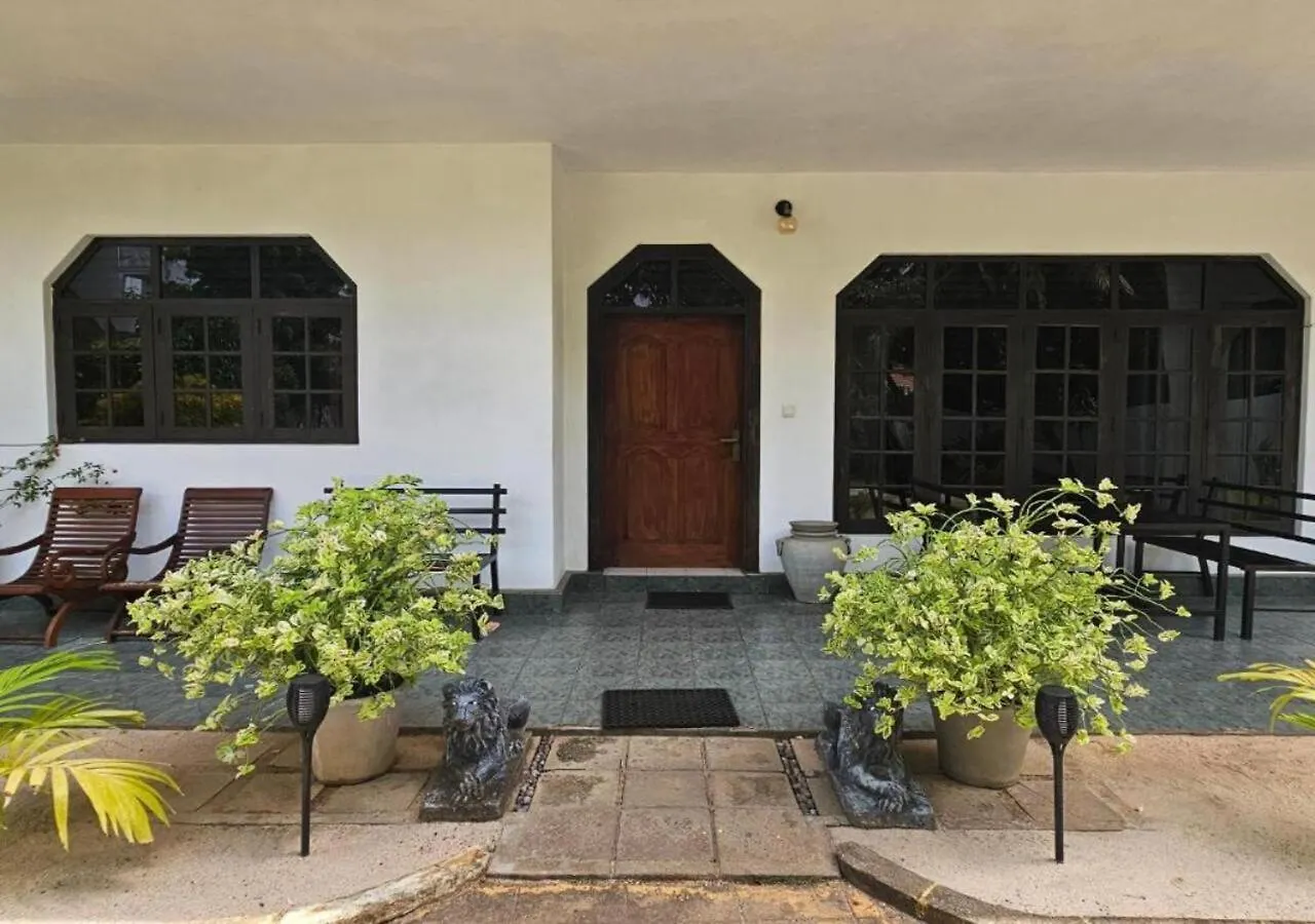 Green Village Negombo